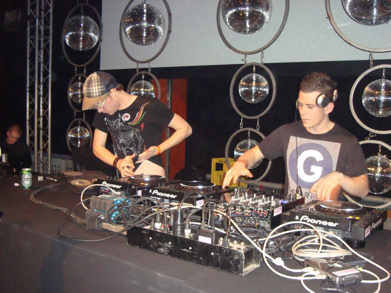 X-QLUSIVE - D-BLOCK & S-TE-FAN - Sobota 22. 1. 2011